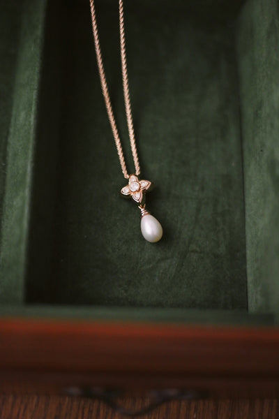 Vintage Dior Pearl Necklace